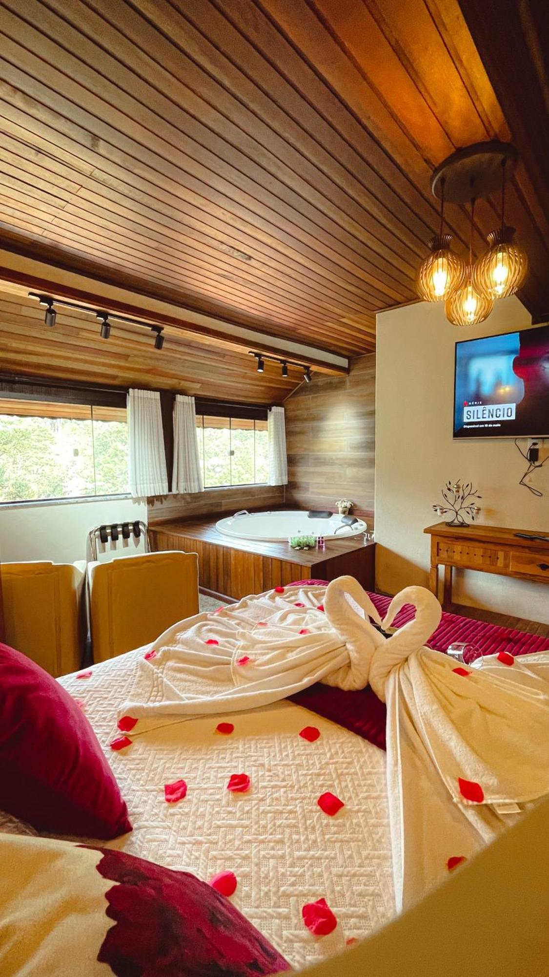 Hotel Piao Mineiro มงชิแวร์จิ ภายนอก รูปภาพ