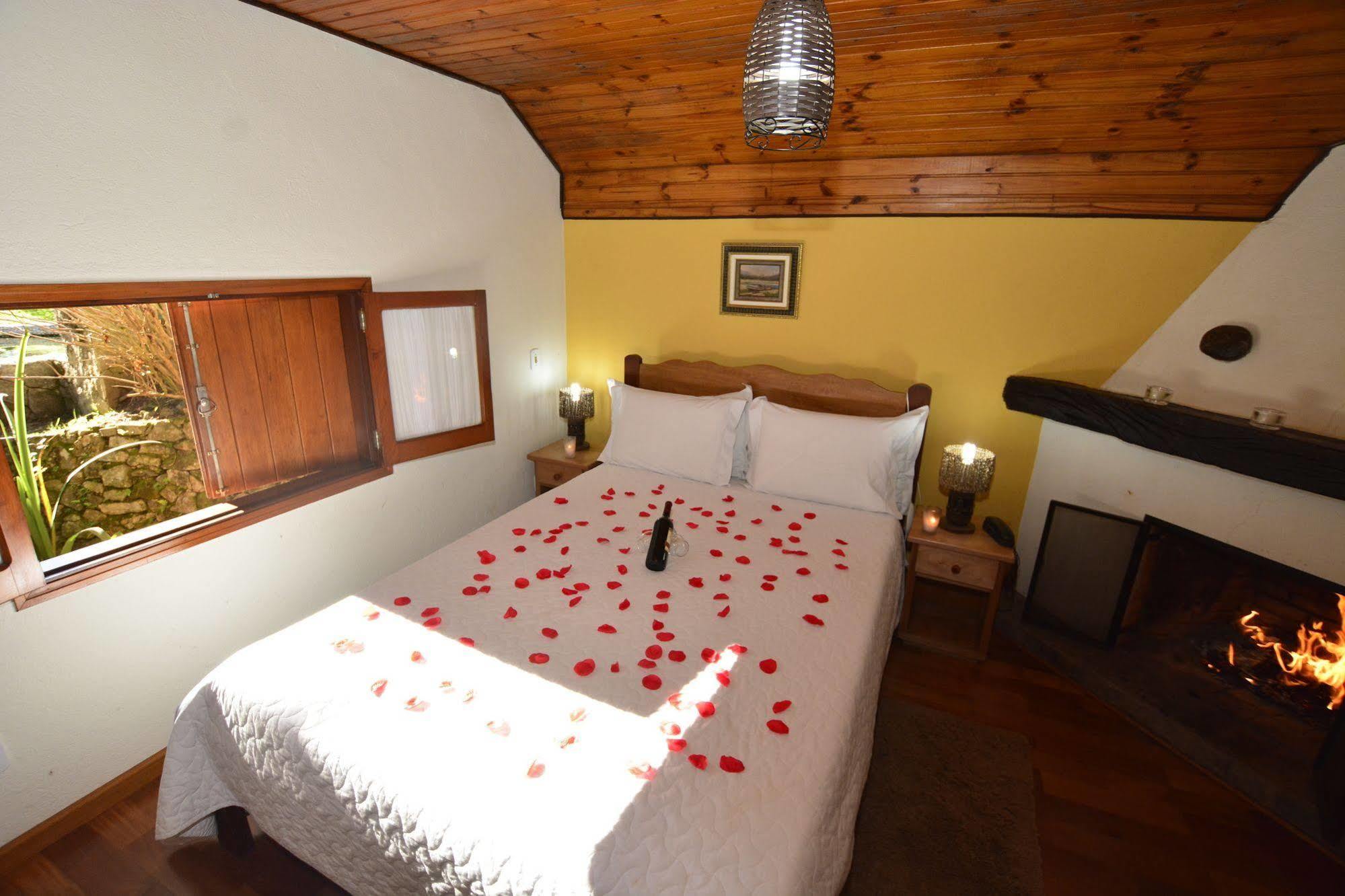 Hotel Piao Mineiro มงชิแวร์จิ ภายนอก รูปภาพ