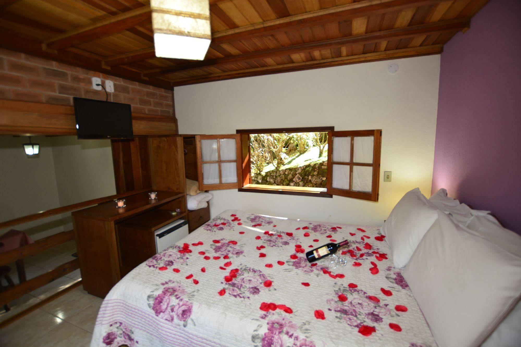 Hotel Piao Mineiro มงชิแวร์จิ ภายนอก รูปภาพ