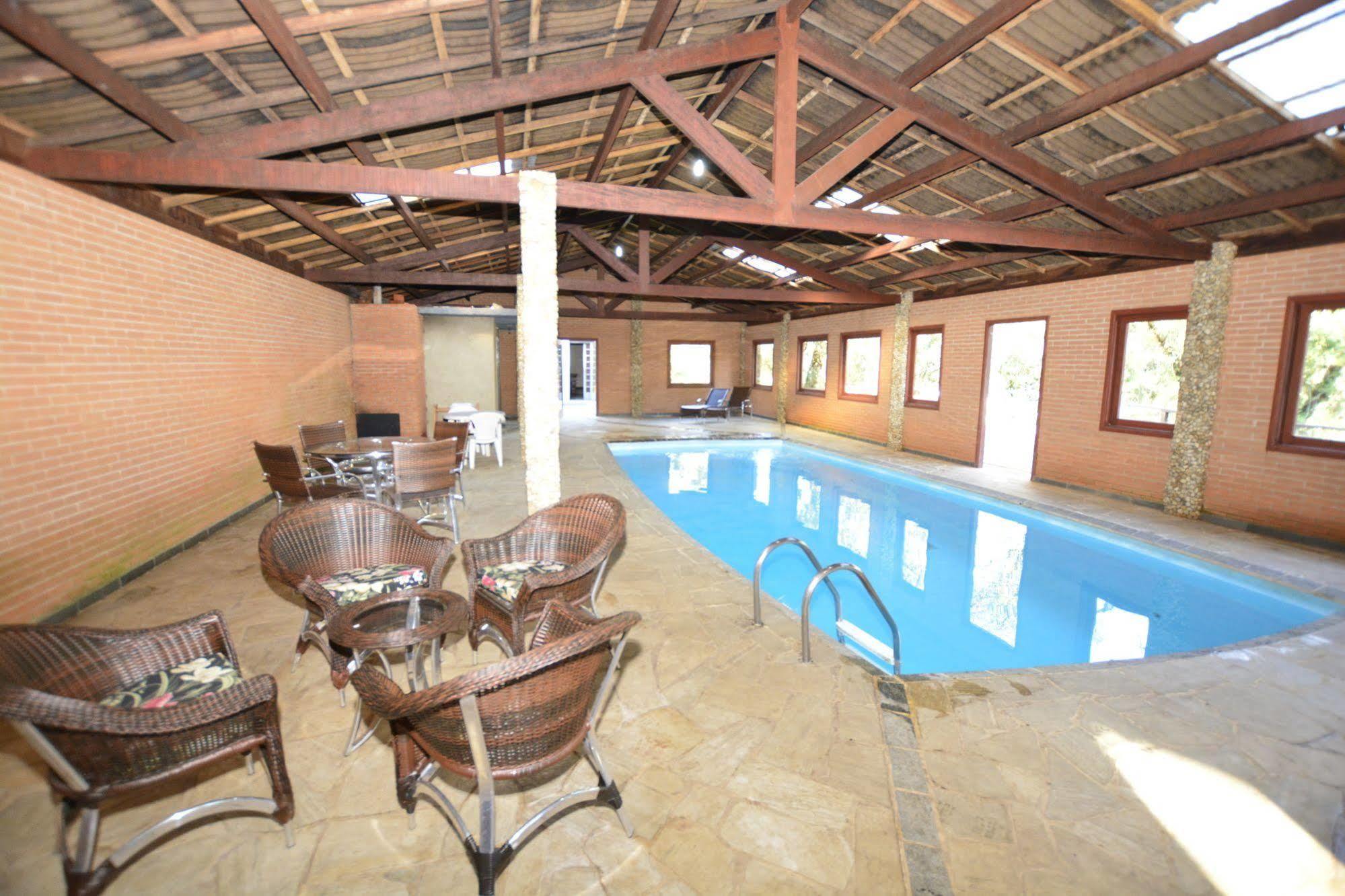 Hotel Piao Mineiro มงชิแวร์จิ ภายนอก รูปภาพ